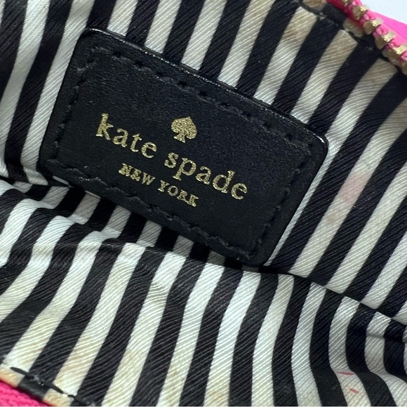 Kate Spade New York Pink Pebbled Leather Zip Wristlet Pouch GUC - Picture 9 of 16